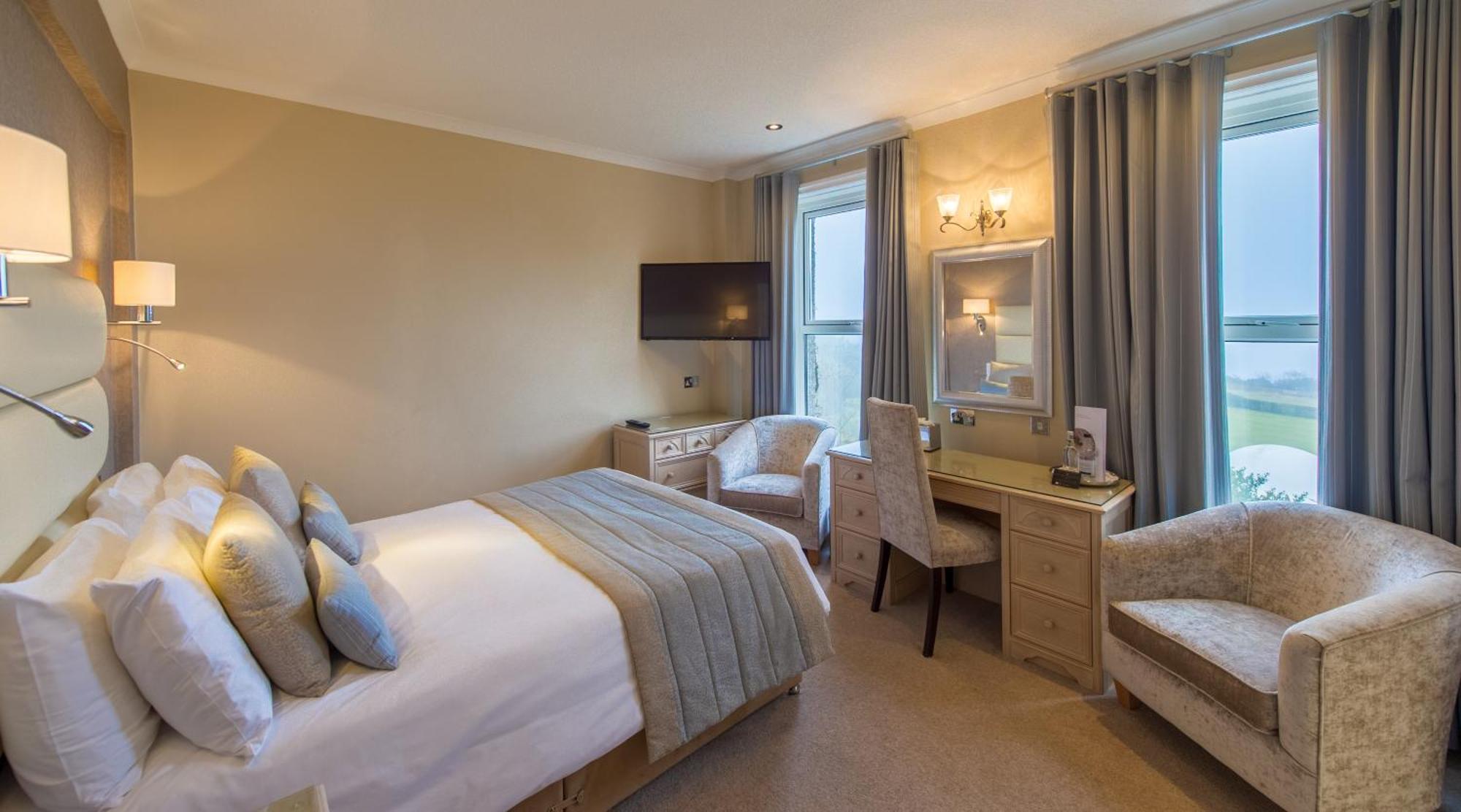 The Carlyon Bay Hotel And Spa St Austell Εξωτερικό φωτογραφία